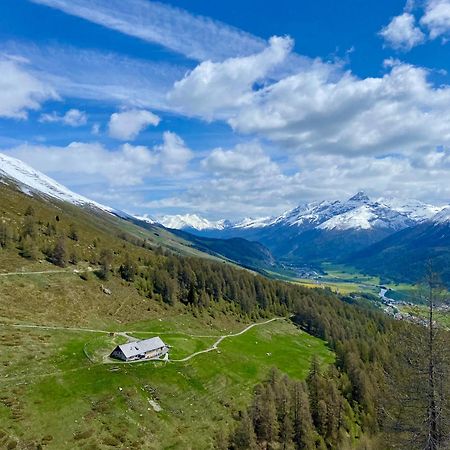 Alp Es-Cha Dadour Bed & Breakfast Madulain Exterior foto